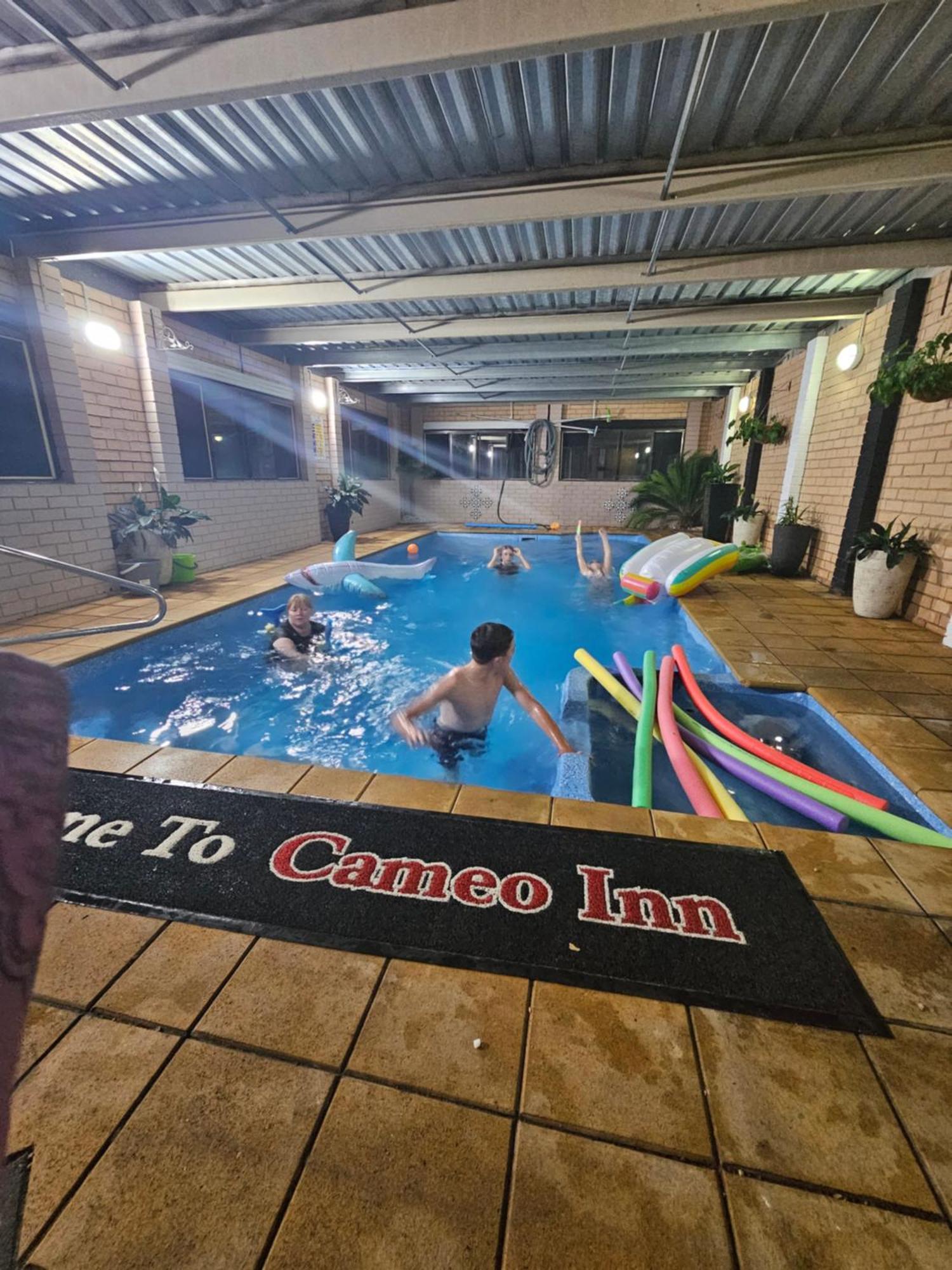 Cameo Inn Motel West Wyalong Luaran gambar