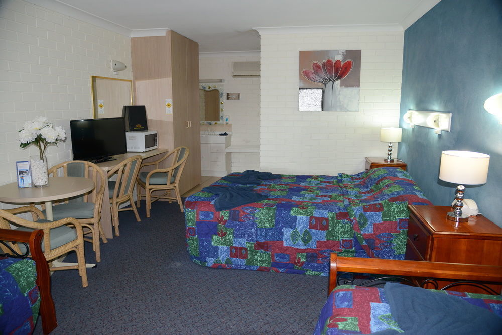 Cameo Inn Motel West Wyalong Luaran gambar