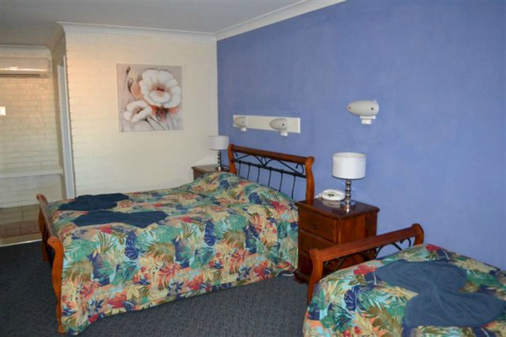 Cameo Inn Motel West Wyalong Luaran gambar