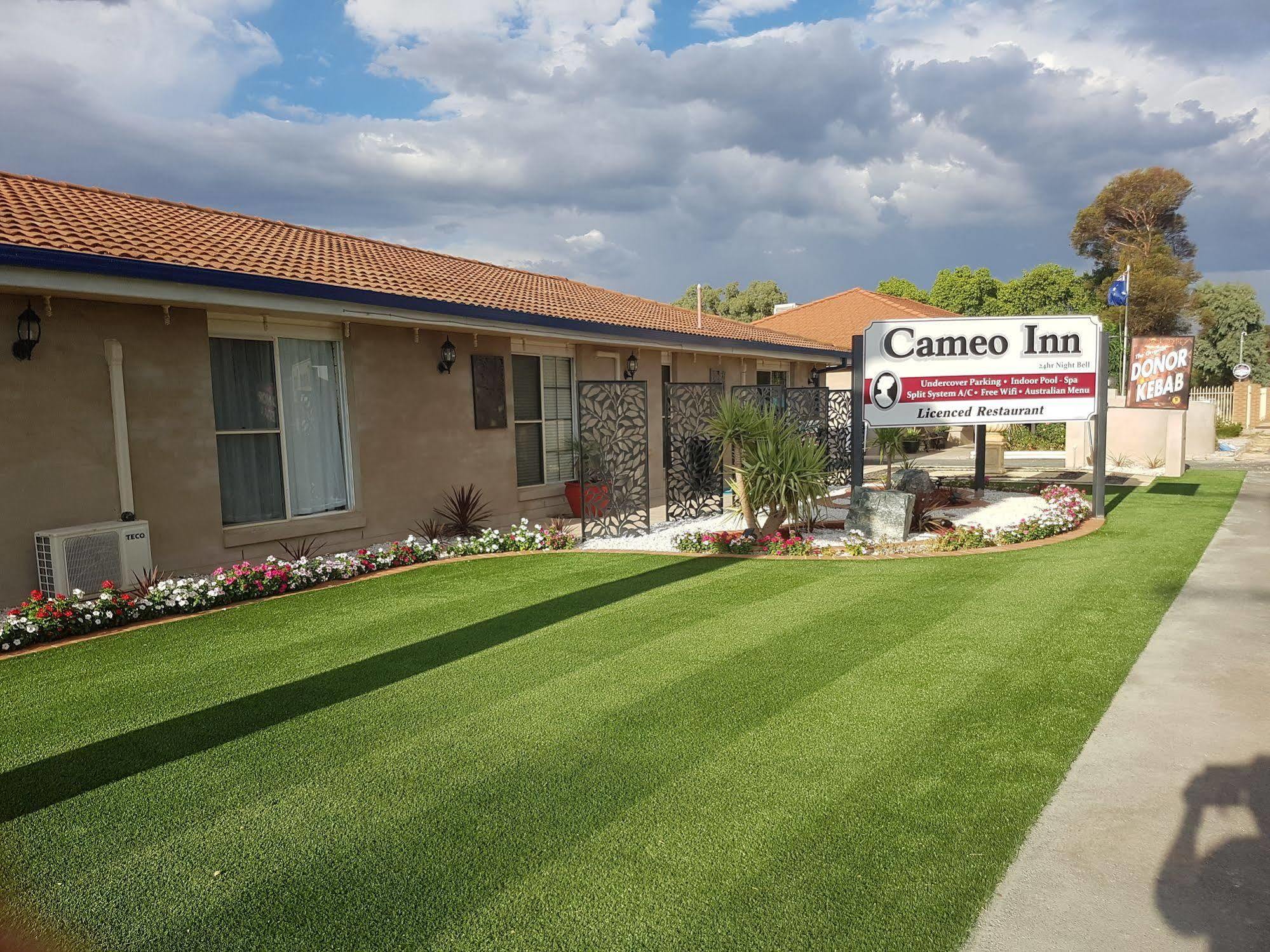 Cameo Inn Motel West Wyalong Luaran gambar